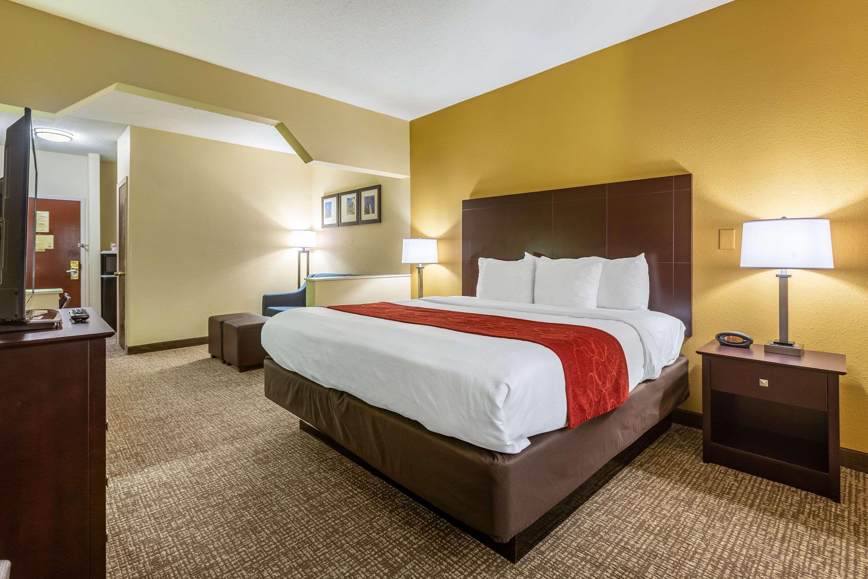 Comfort Suites Near Robins Air Force Base Warner Robins Buitenkant foto