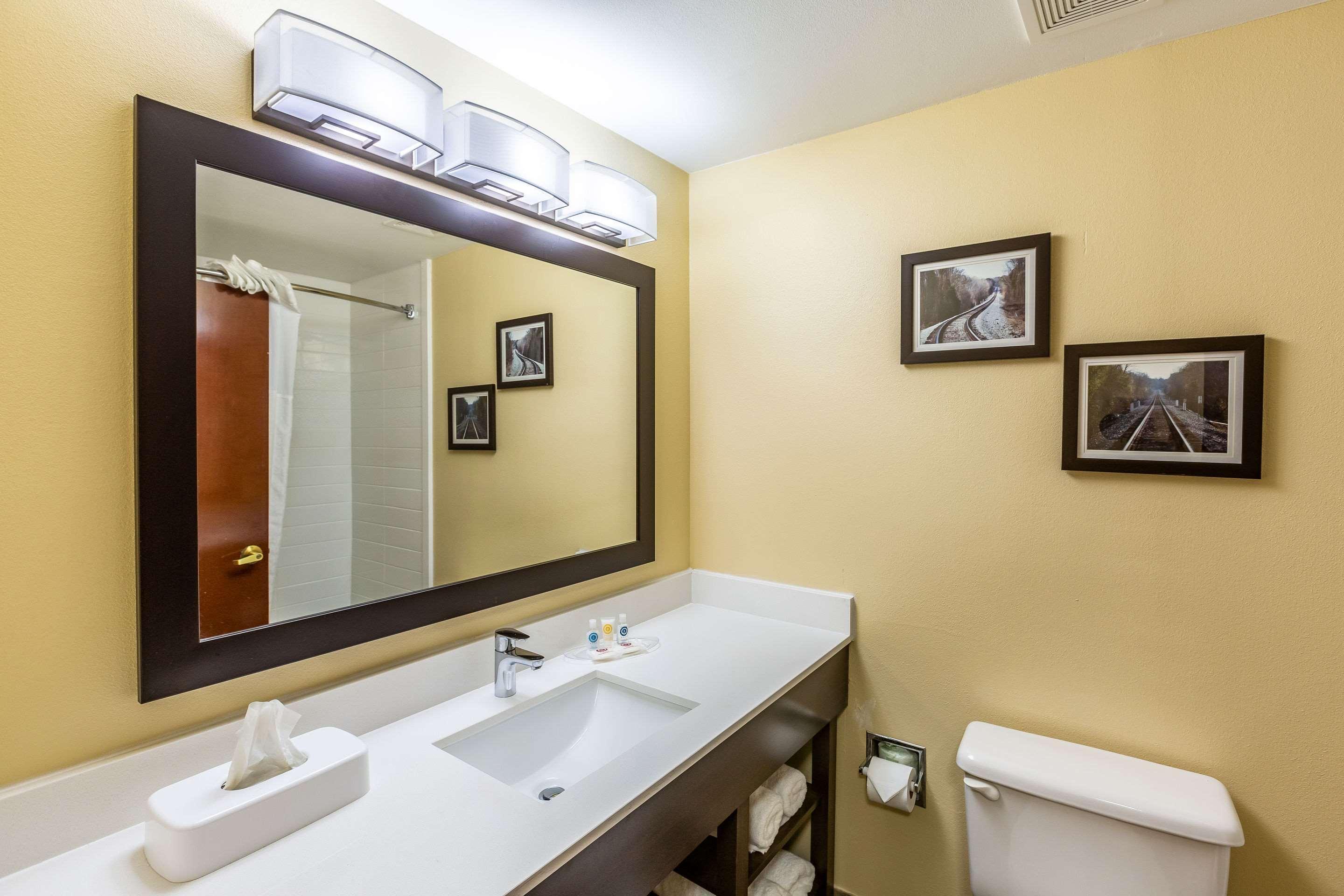 Comfort Suites Near Robins Air Force Base Warner Robins Buitenkant foto