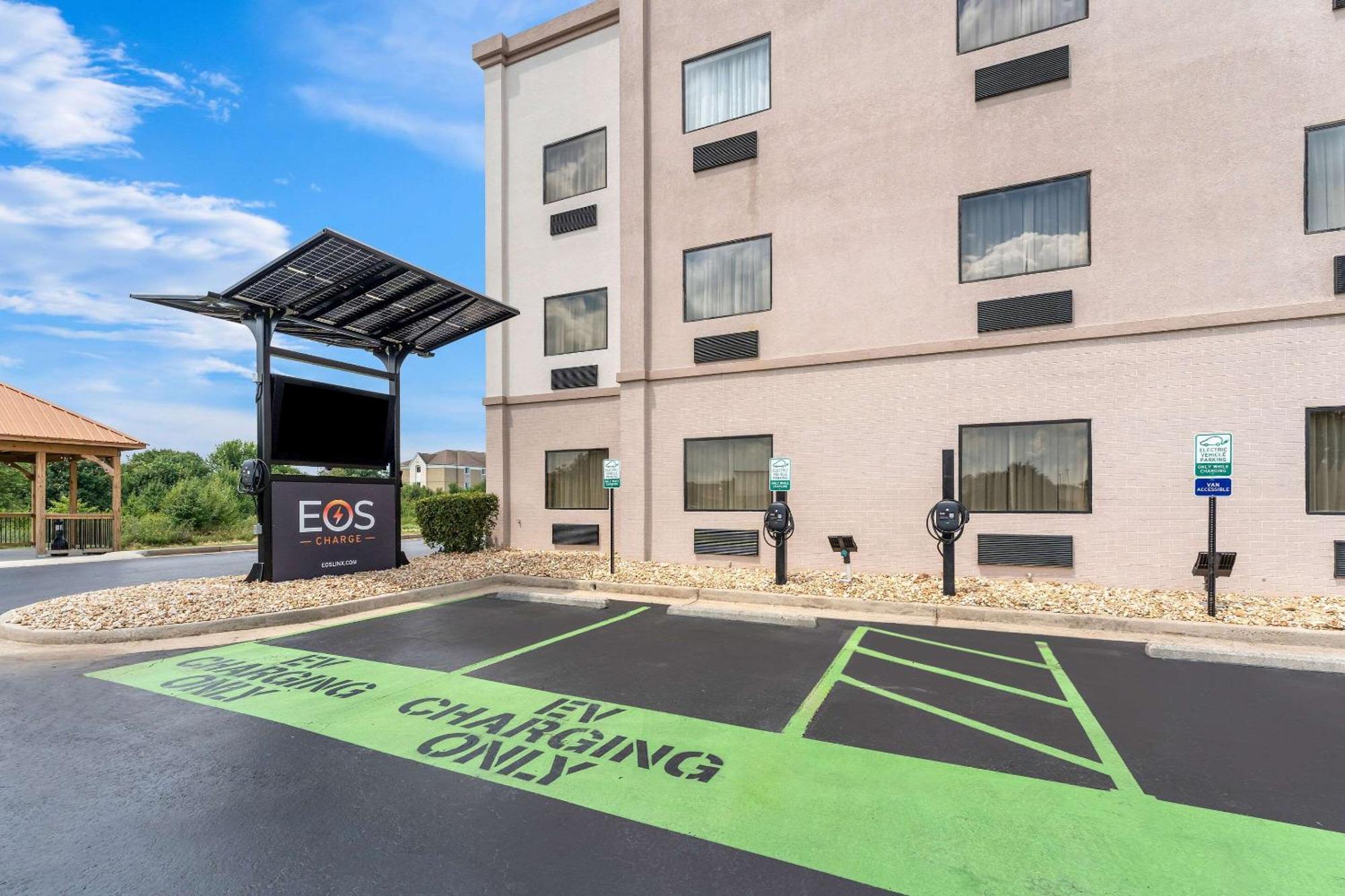 Comfort Suites Near Robins Air Force Base Warner Robins Buitenkant foto