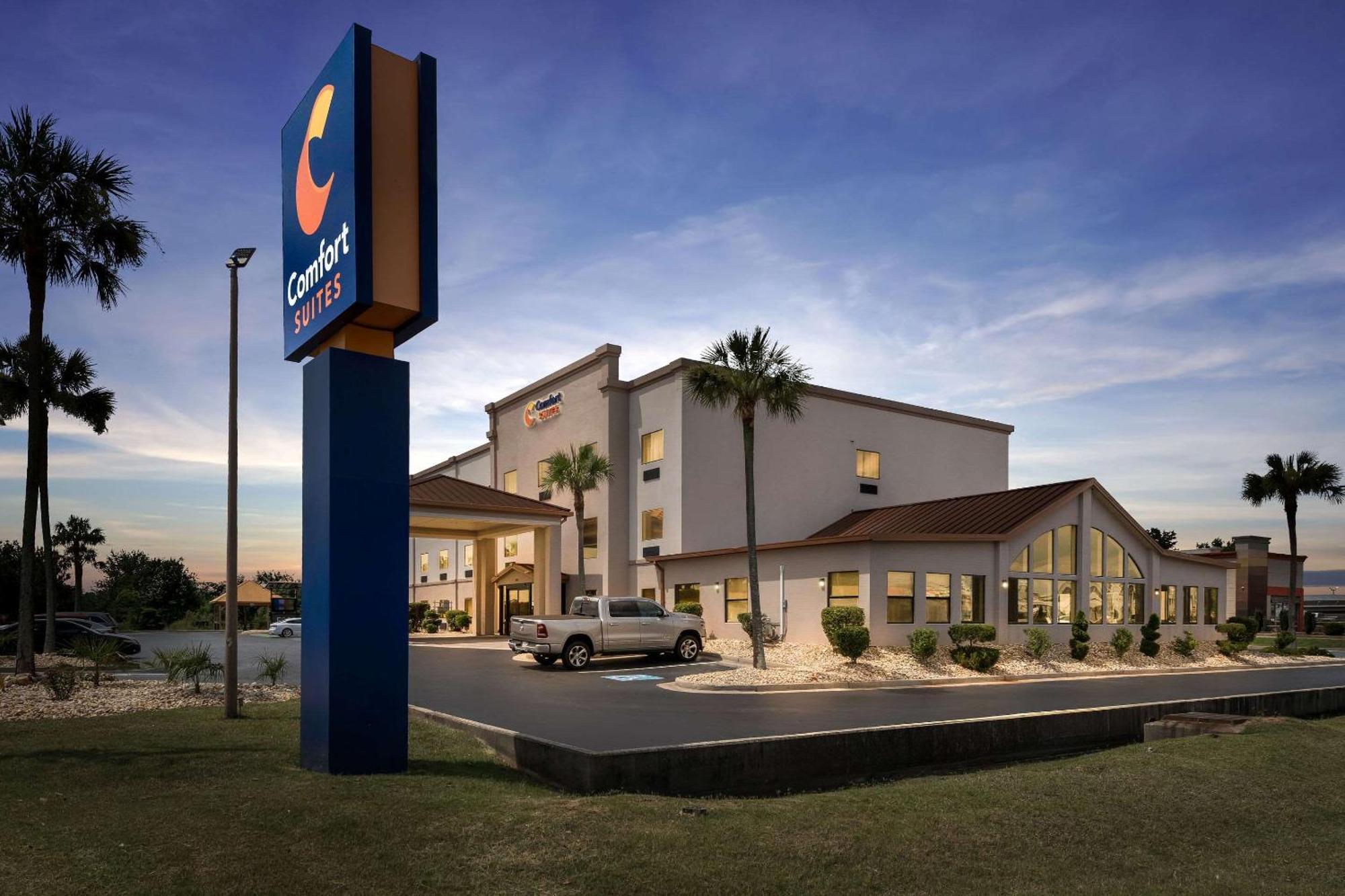Comfort Suites Near Robins Air Force Base Warner Robins Buitenkant foto